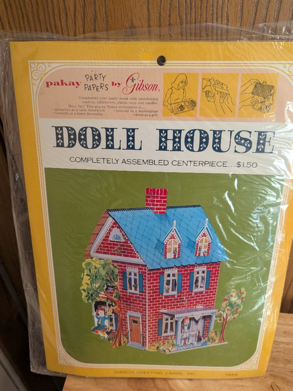 New VTG Pop Up Dollhouse Cardboard Decor Party Playroom Gibson Centerpiece